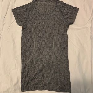 Swiftly Tech Short Sleeve